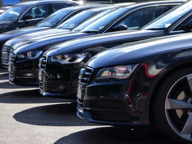 We buy cars